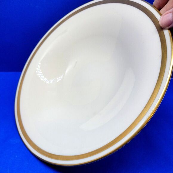 Lenox Pedestal Bowl Gold Trim pristine condition 9-3/8" - Picture 9 of 9